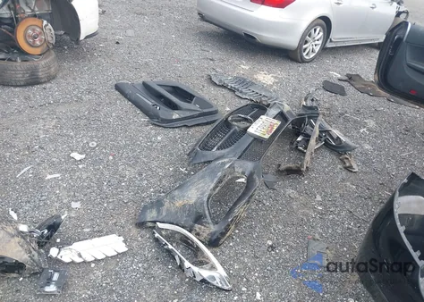 2017 Mercedes-Benz C 300 4Matic z USA, uszkodzony, nr VIN WDDWJ4KB6HF477690